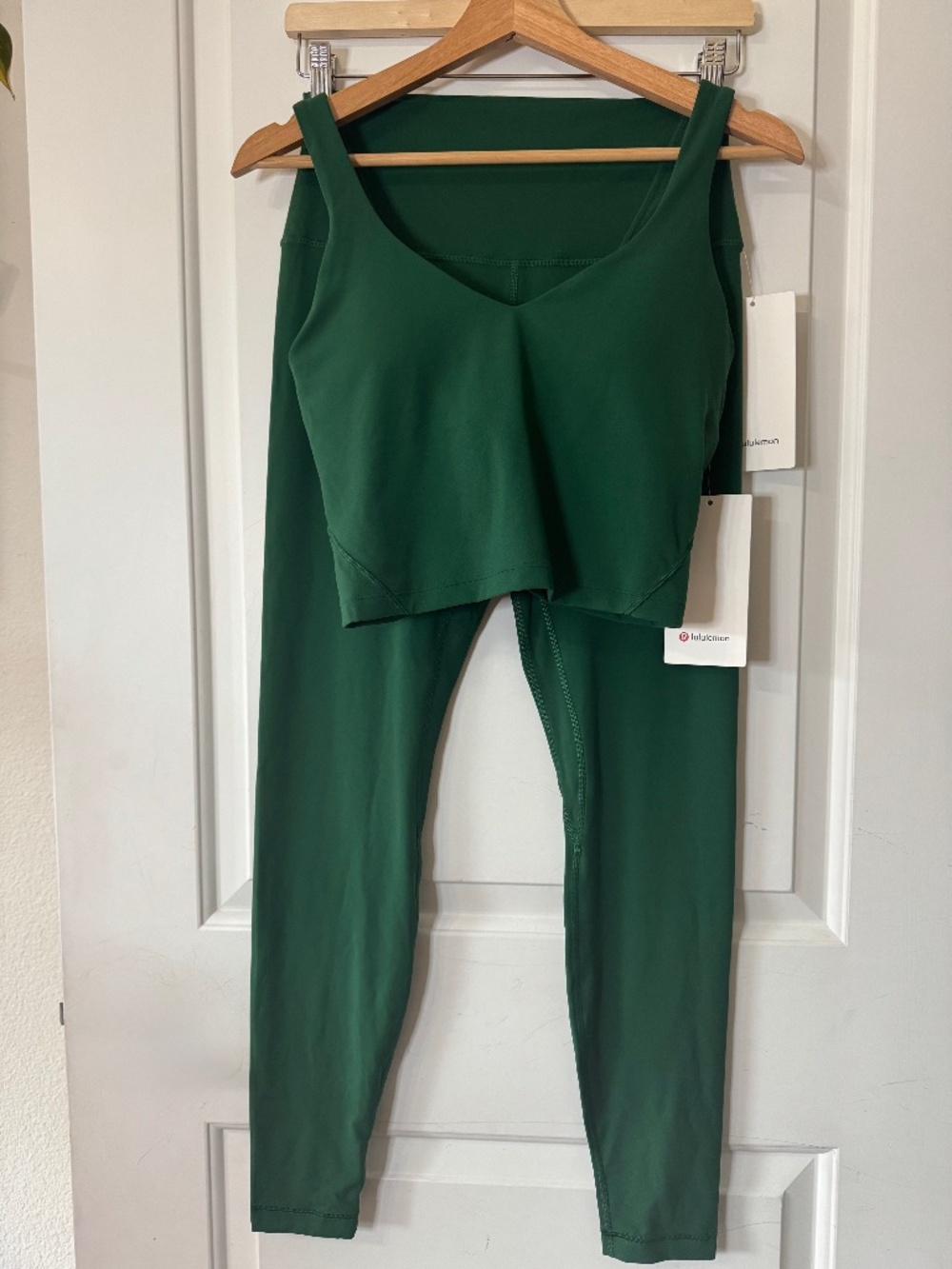 NWT - Lululemon Align Set - HR pant 28” and Tank - Size 8 - Everglade Green